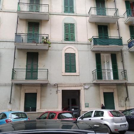 Appartement Il Filo Di Jordi à Savone Extérieur photo