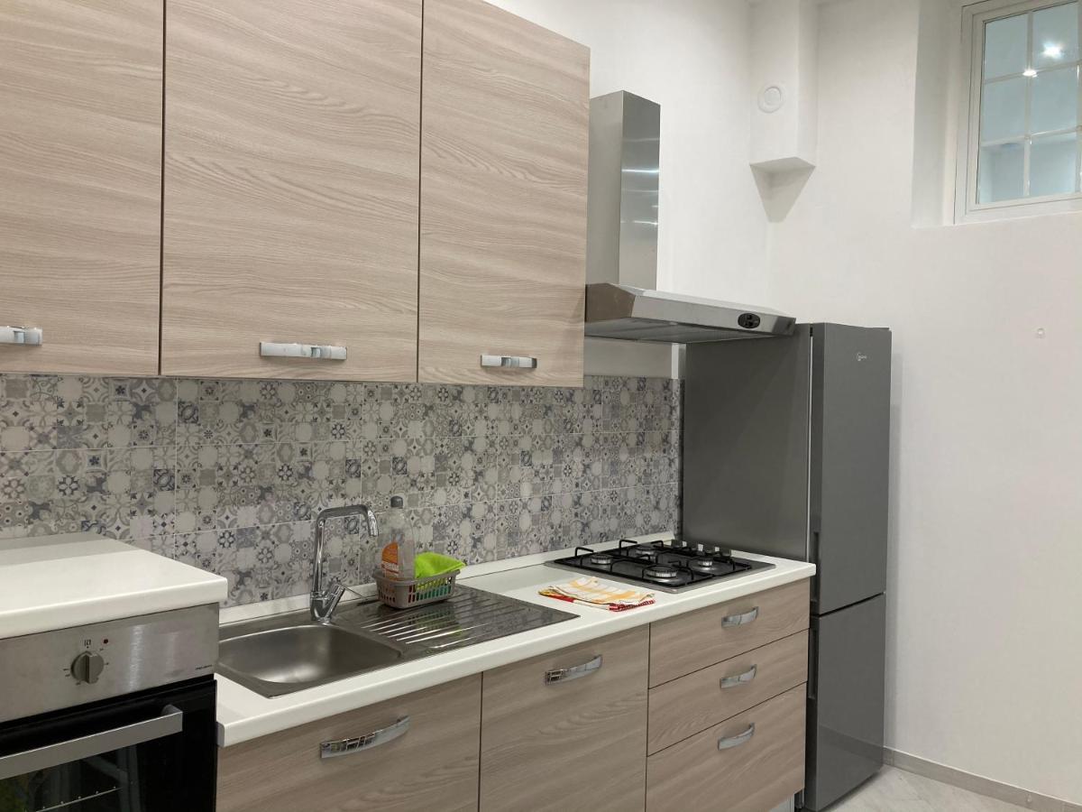 Appartement Il Filo Di Jordi à Savone Extérieur photo